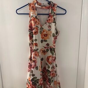 French atmosphere Floral Sleeveless Dress